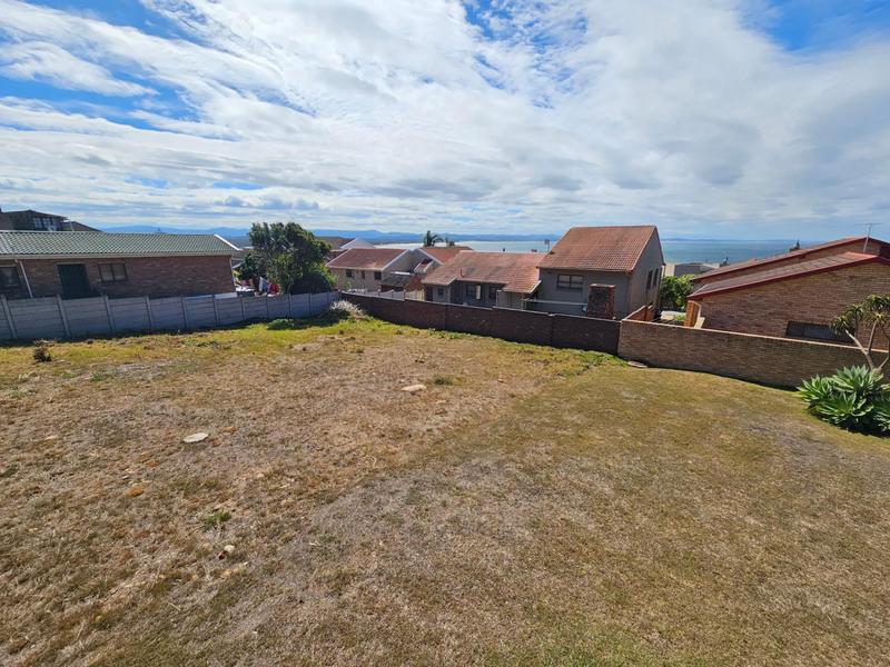 0 Bedroom Property for Sale in Wavecrest Eastern Cape